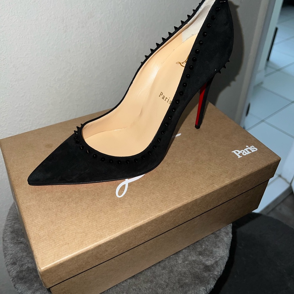 Christian Louboutin Anjalina Black Size 9